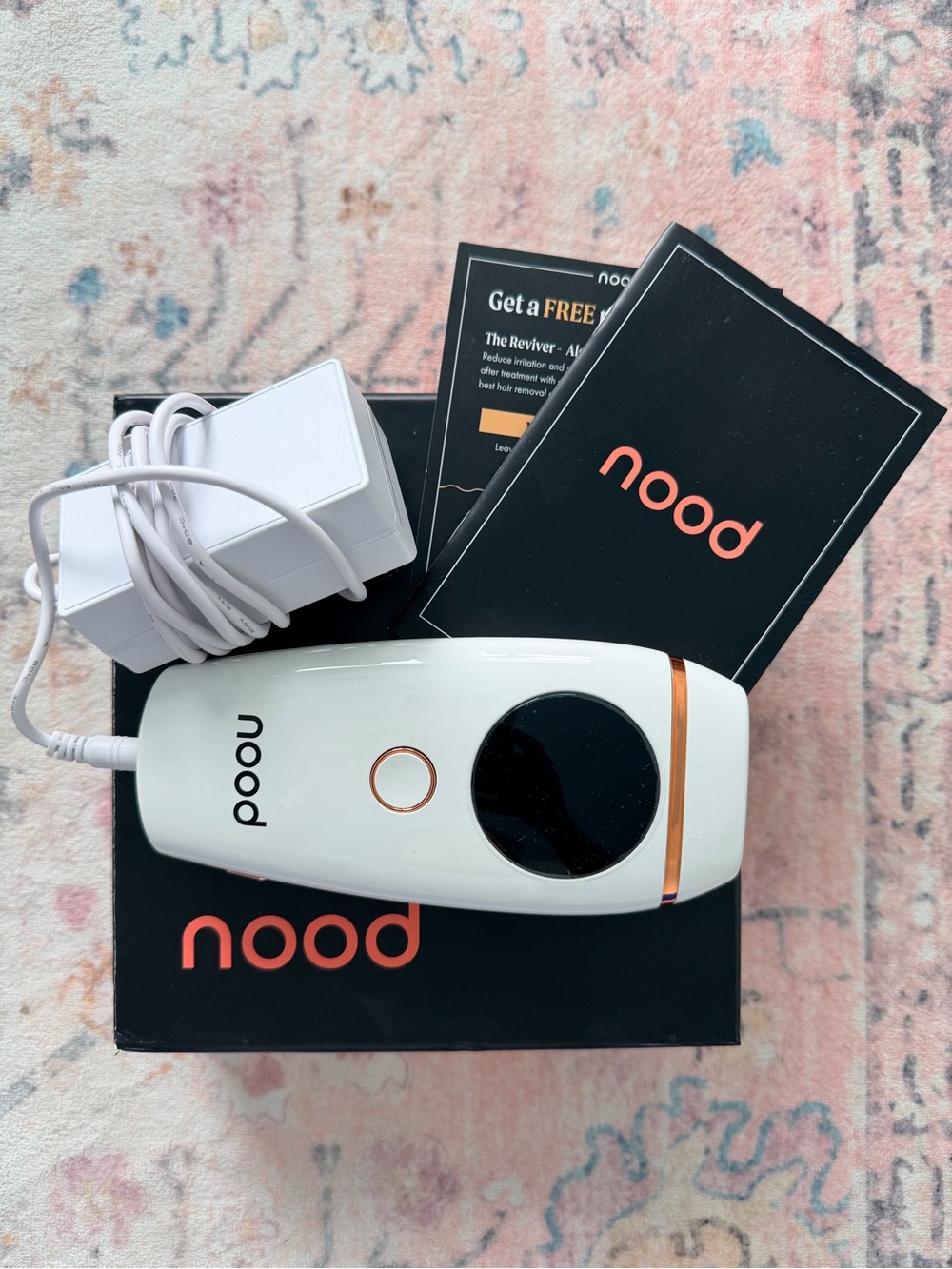 Nood The Flasher 2.0 White and Rose Gold IPL Hair Remover